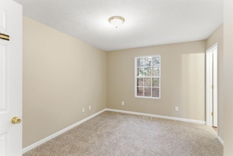 2806 Wendi Ann Dr - Photo 5 of 10