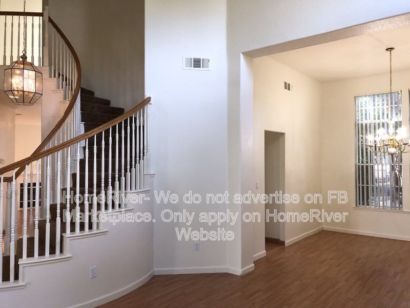 3014 Carmelo Ln - Photo 5 of 35