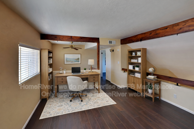 2010 N 51st Way - Photo 5 of 29