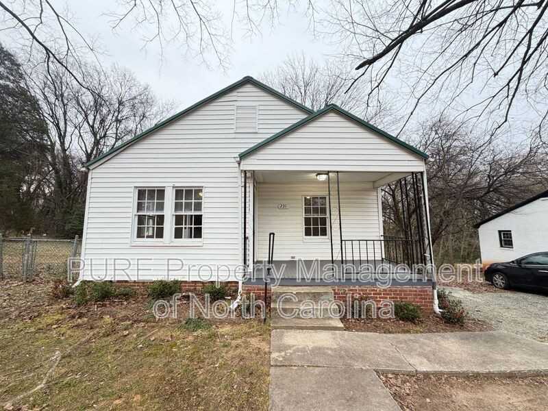 231 Fairview Dr - Photo 2 of 31