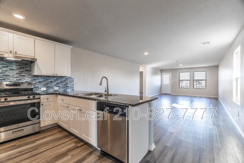 302 Pradera Cv - Photo 6 of 30