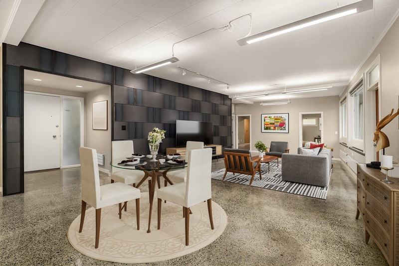 2564 Dexter Ave N - Photo 6 of 30