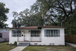 676 Fern St - Photo 1 of 1