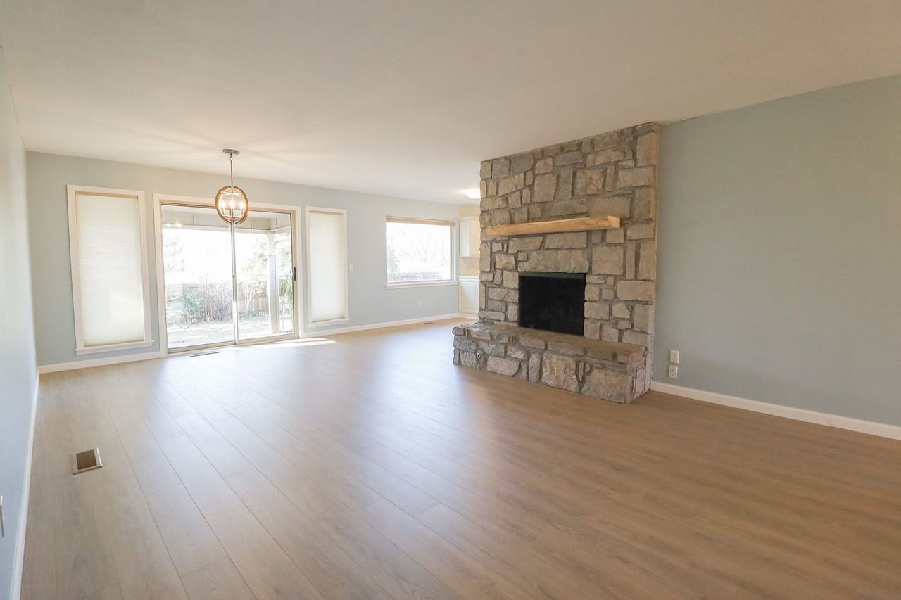 11430 S 99th East Ave - Photo 7 of 34