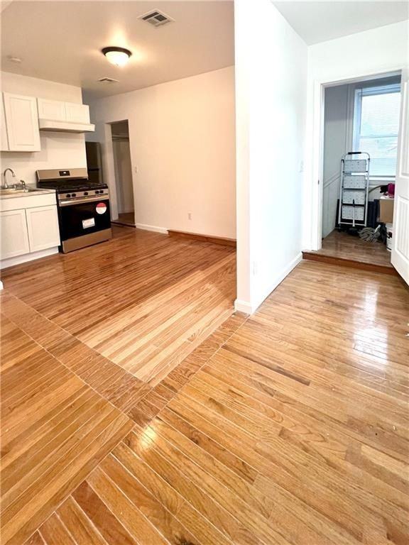 58 Knight St ##2 - Photo 7 of 14