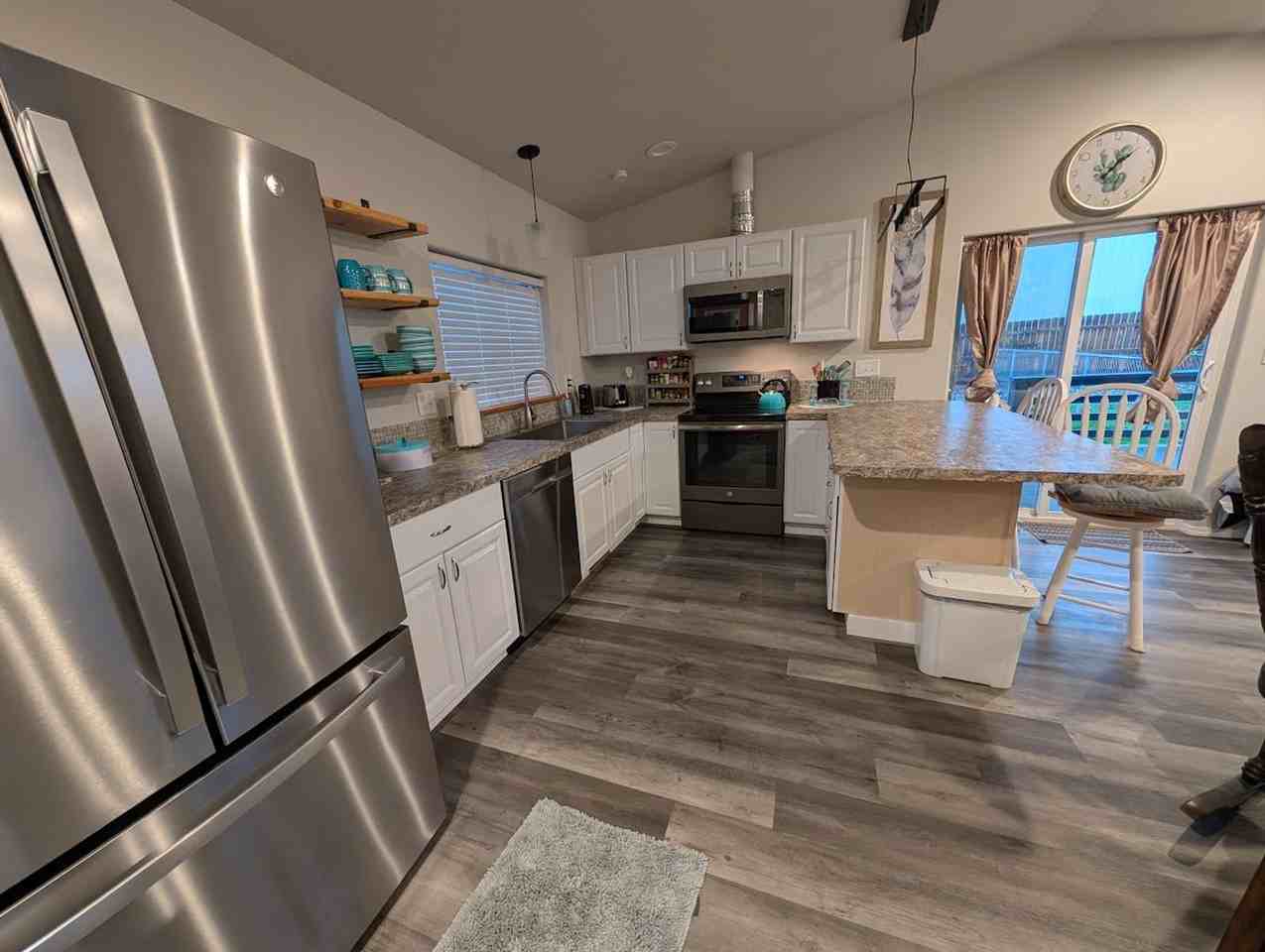 2126 10th Ave #B - Photo 6 of 15