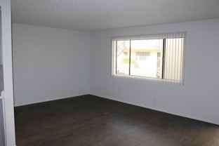 12100BIR - Photo 1 of 1