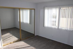 12100BIR - Photo 1 of 1