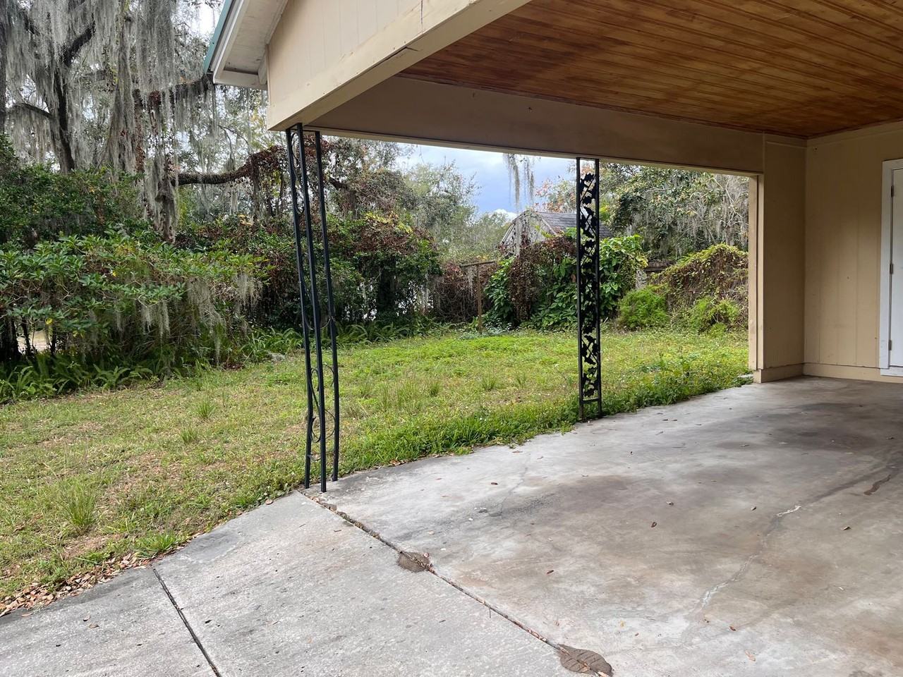 1101 N Burton St - Photo 5 of 19