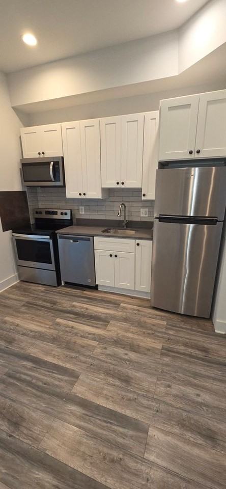 126 6th St Ne - Photo 2 of 16