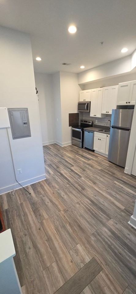 126 6th St Ne - Photo 4 of 16