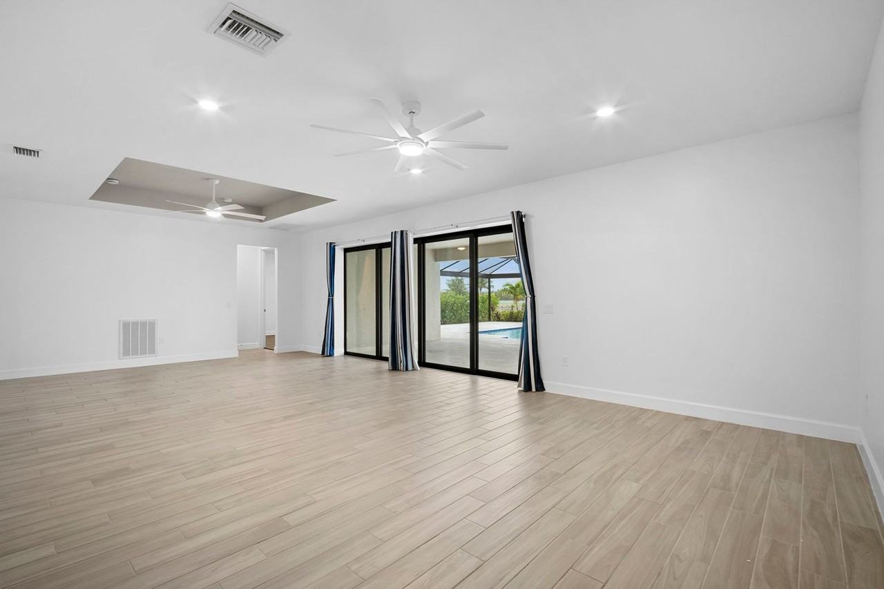 19001 Aqua Shore Dr - Photo 6 of 40