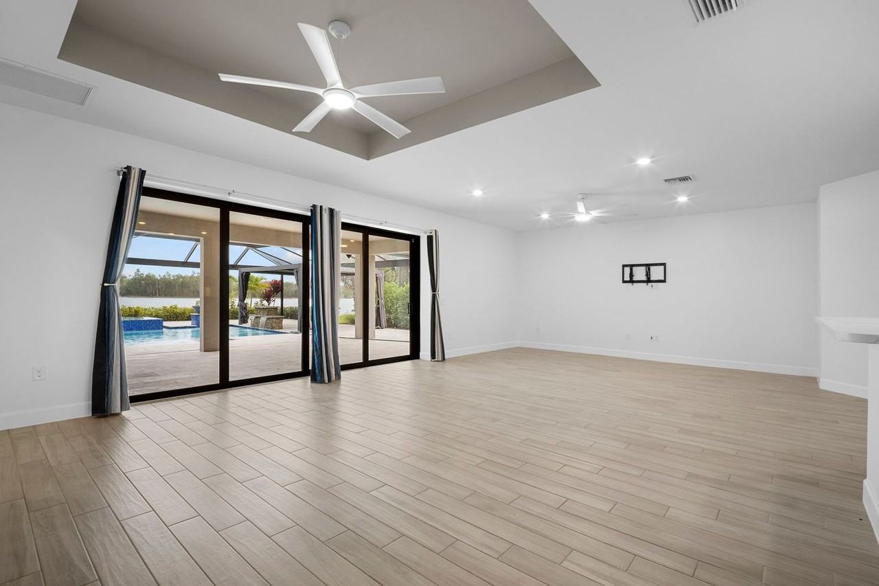 19001 Aqua Shore Dr - Photo 7 of 40