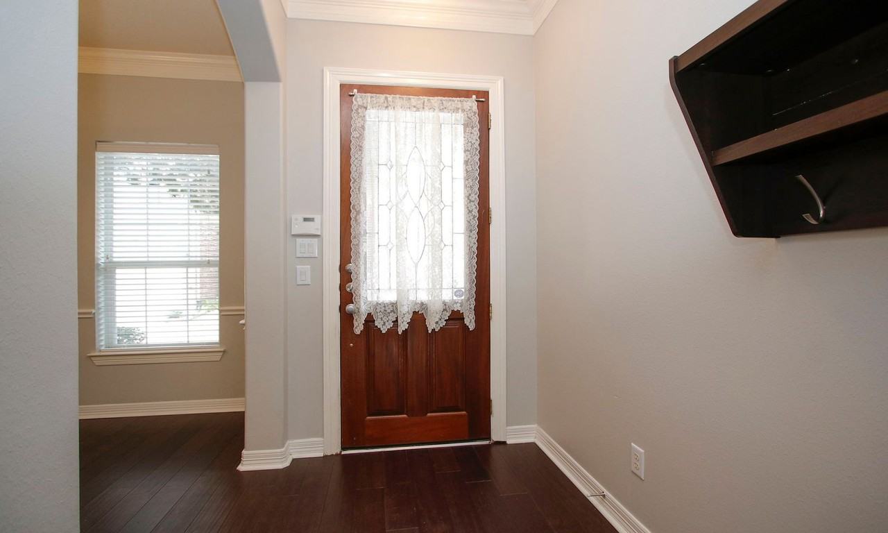 1515 Olive Park - Photo 7 of 44