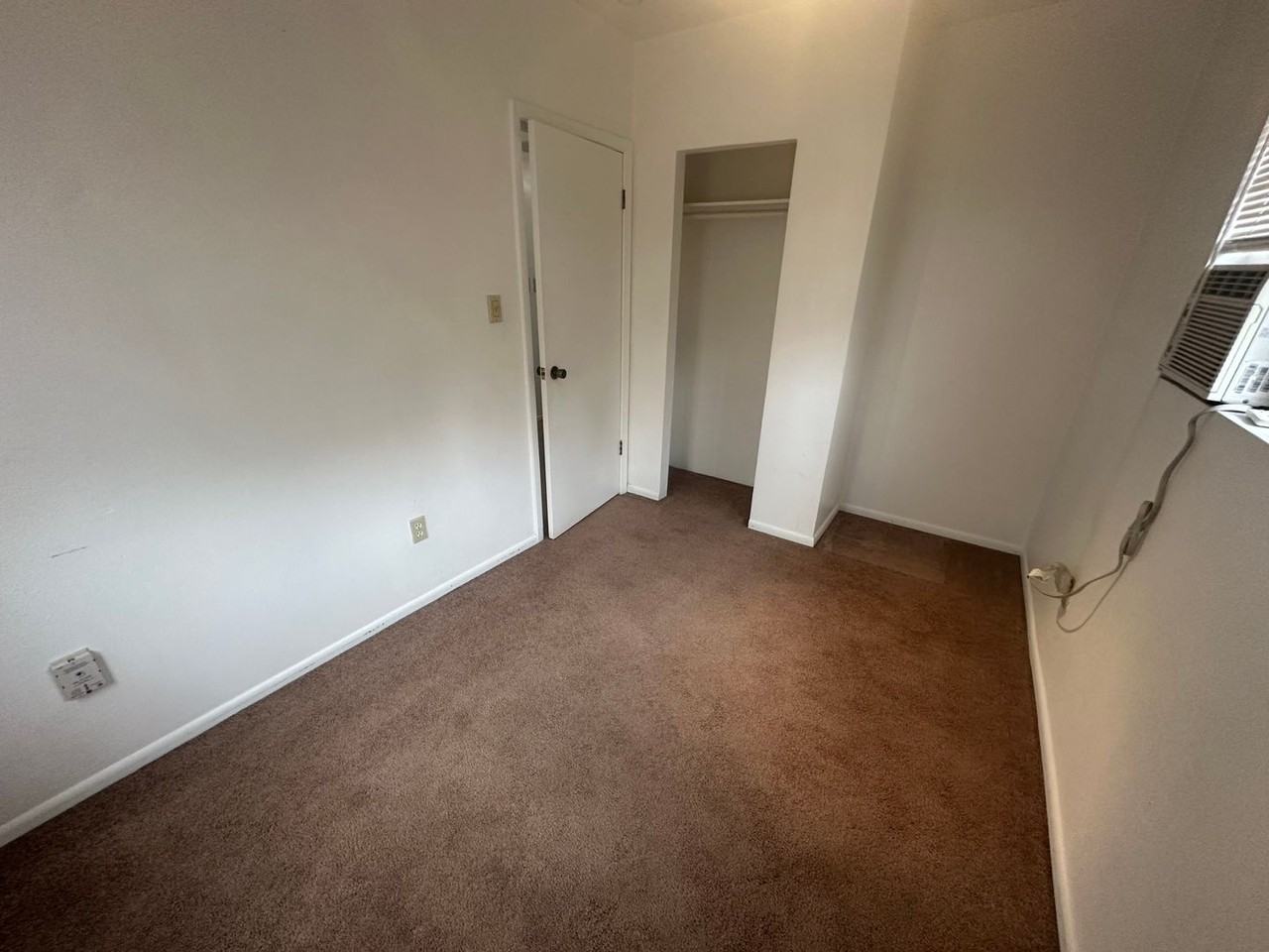 2812 C St - Photo 5 of 16