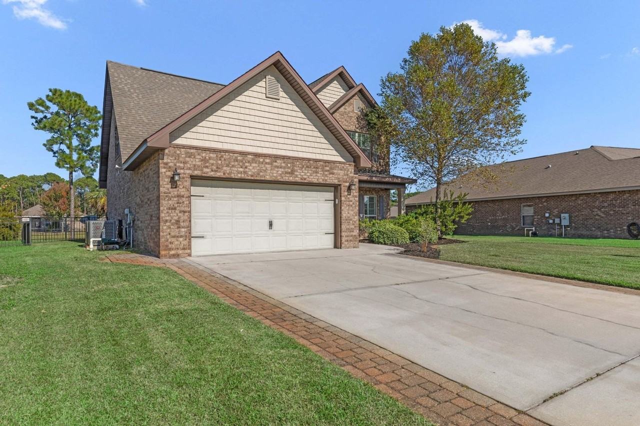 142 Pin Oak Loop - Photo 3 of 40
