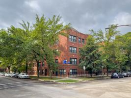 featured image of 2201 W Eastwood Ave #3W