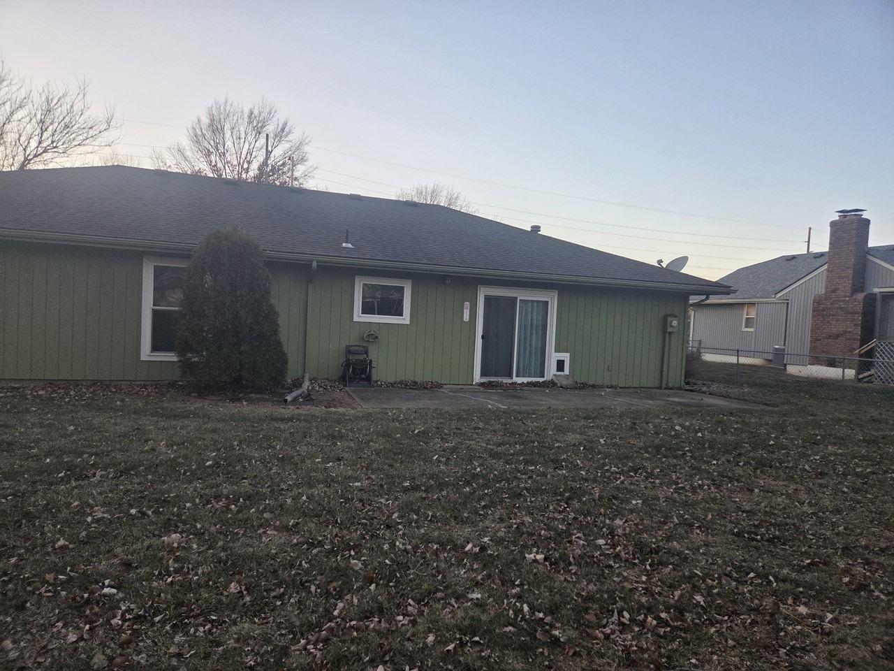 303 Sw Pryor Rd - Photo 4 of 25