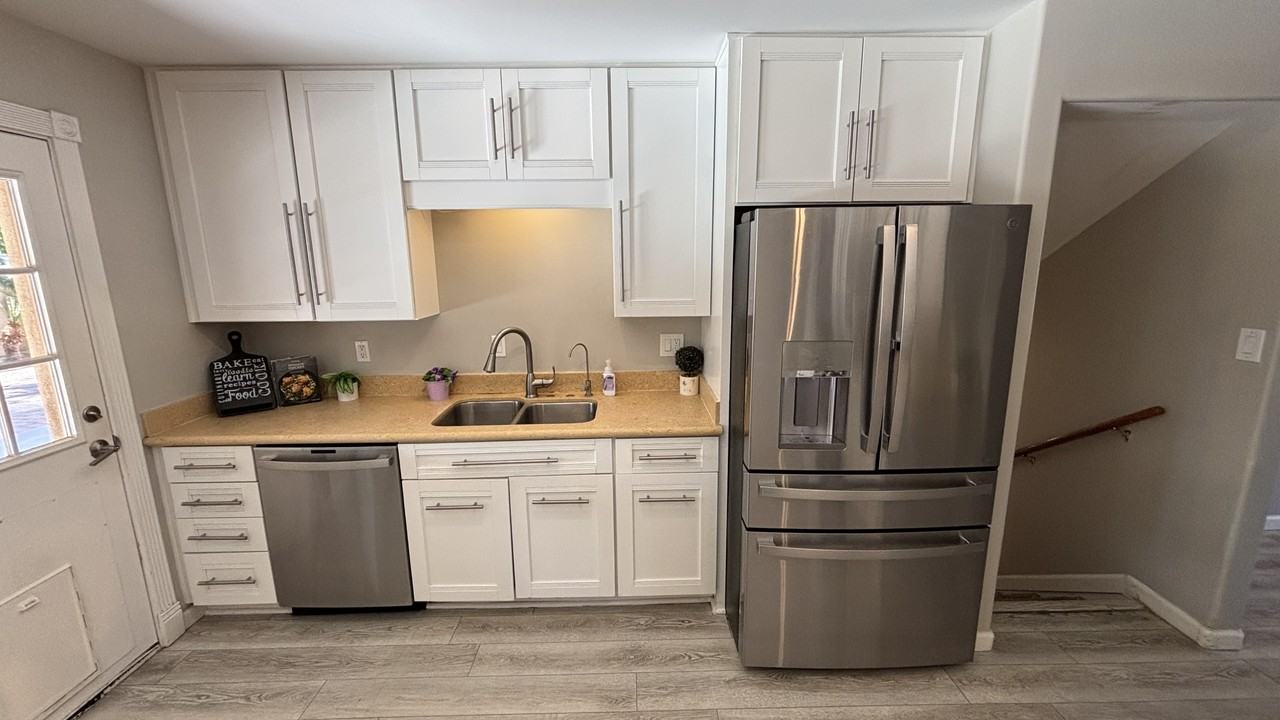 8625 E Valley View Rd - Photo 7 of 29