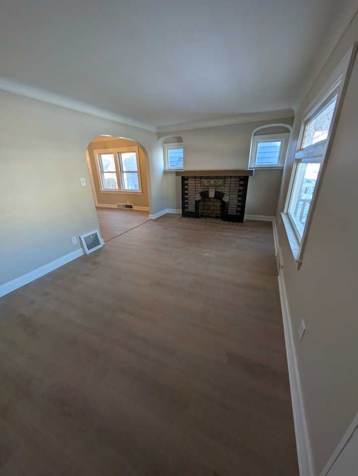 5110 Philip Ave - Photo 3 of 12