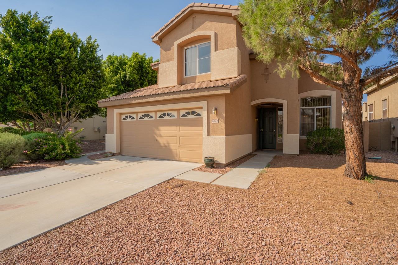 6874 W Blackhawk Dr - Photo 2 of 36