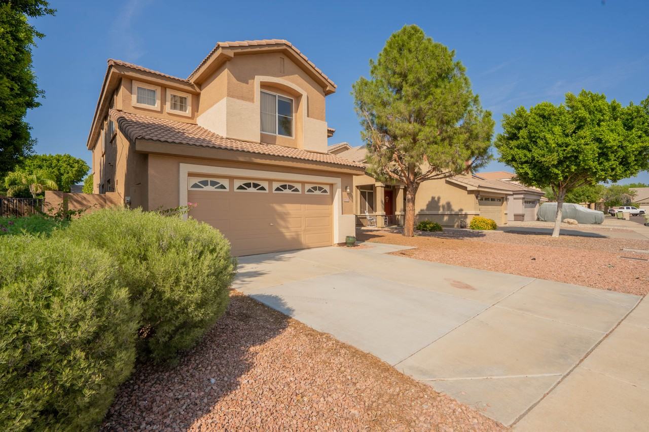 6874 W Blackhawk Dr - Photo 3 of 36