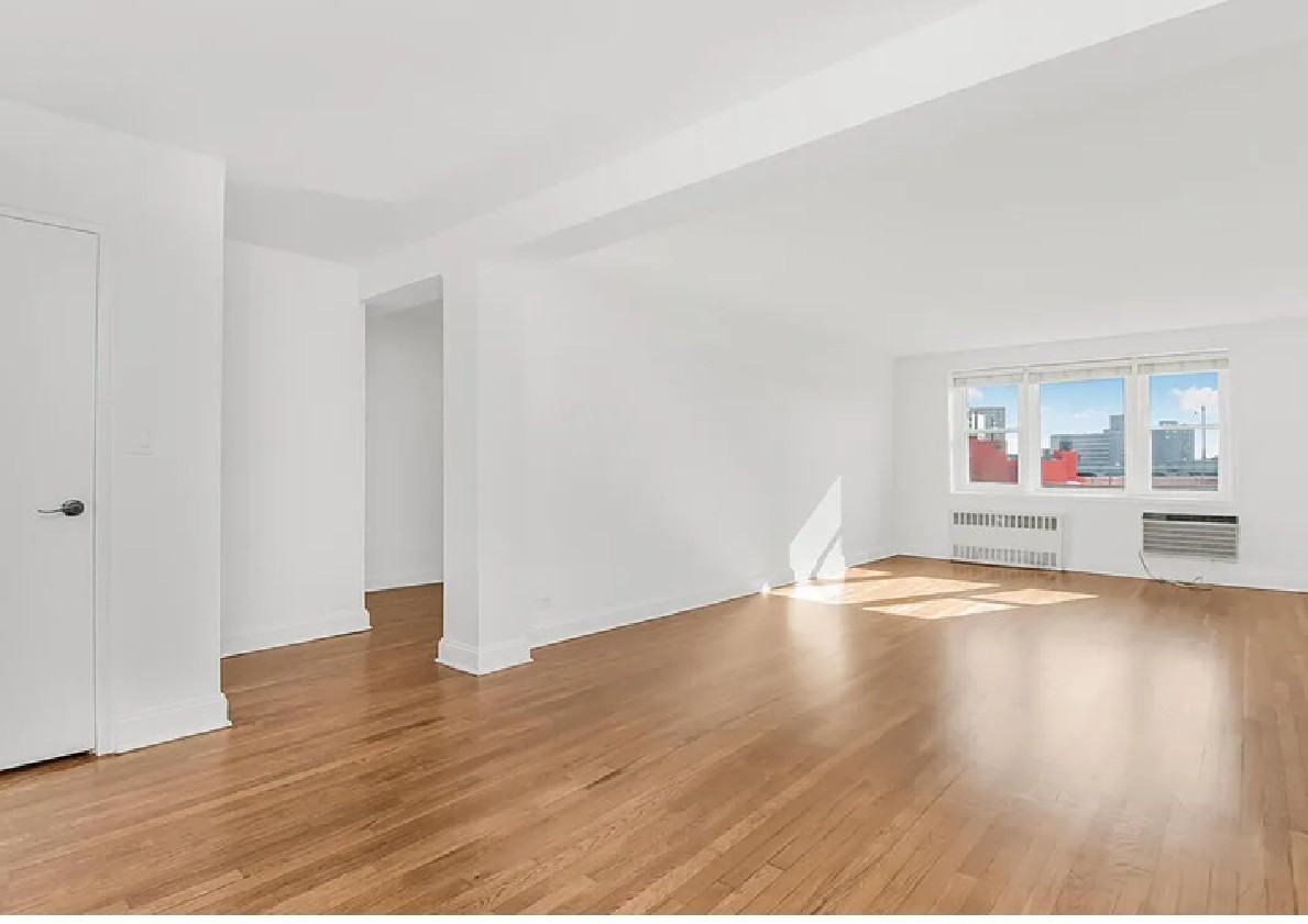 2530 Independence Ave #6J - Photo 4 of 11