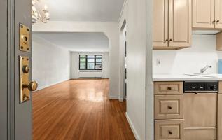 featured image of 6771 Yellowstone Blvd #3L