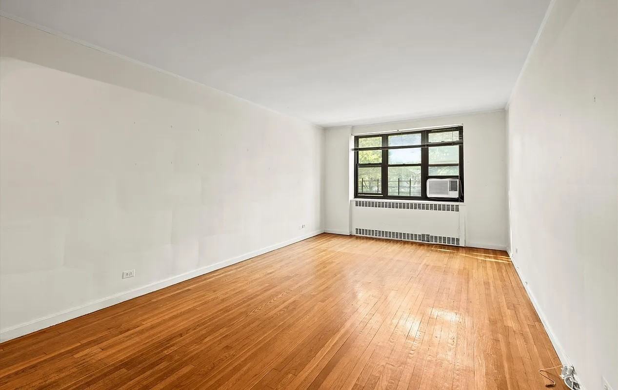 6771 Yellowstone Blvd #3L - Photo 4 of 14