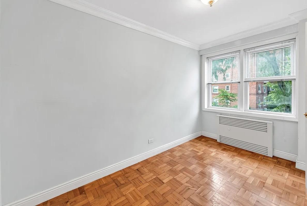 6945 108th St #2J - Photo 3 of 10