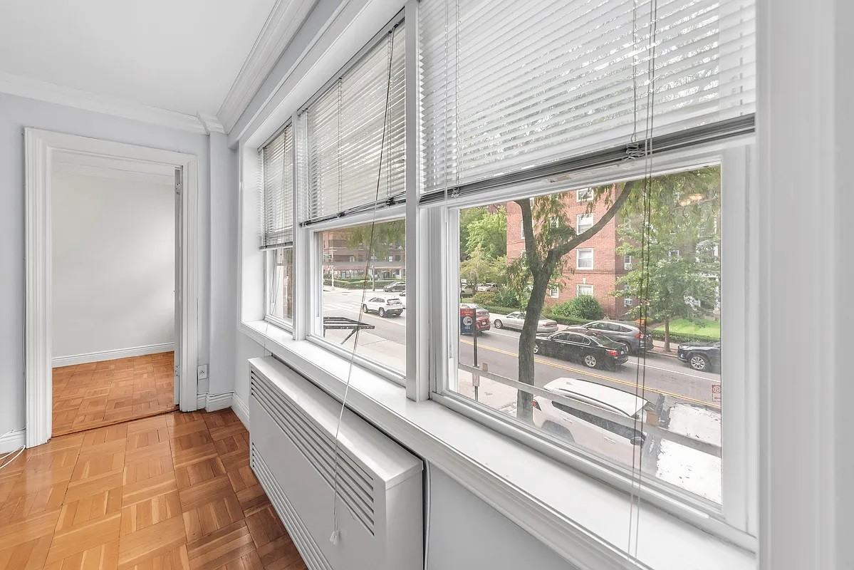 6945 108th St #2J - Photo 5 of 10