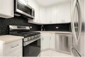 featured image of 7025 Yellowstone Blvd #11Q