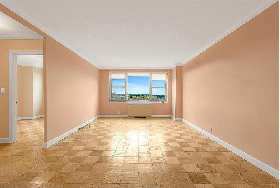 7025 Yellowstone Blvd #11Q - Photo 7 of 10