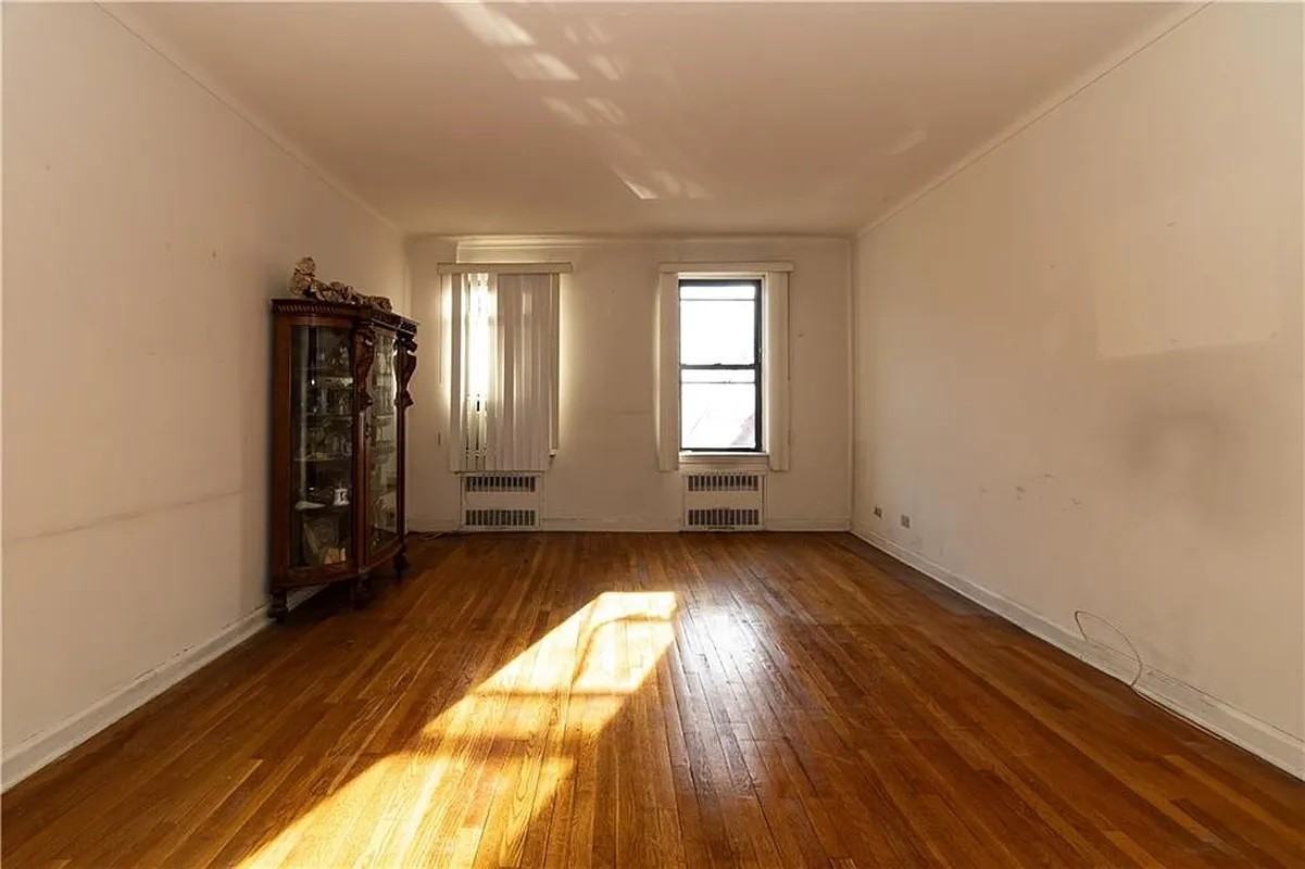 359 Ovington Ave #D2 - Photo 3 of 16