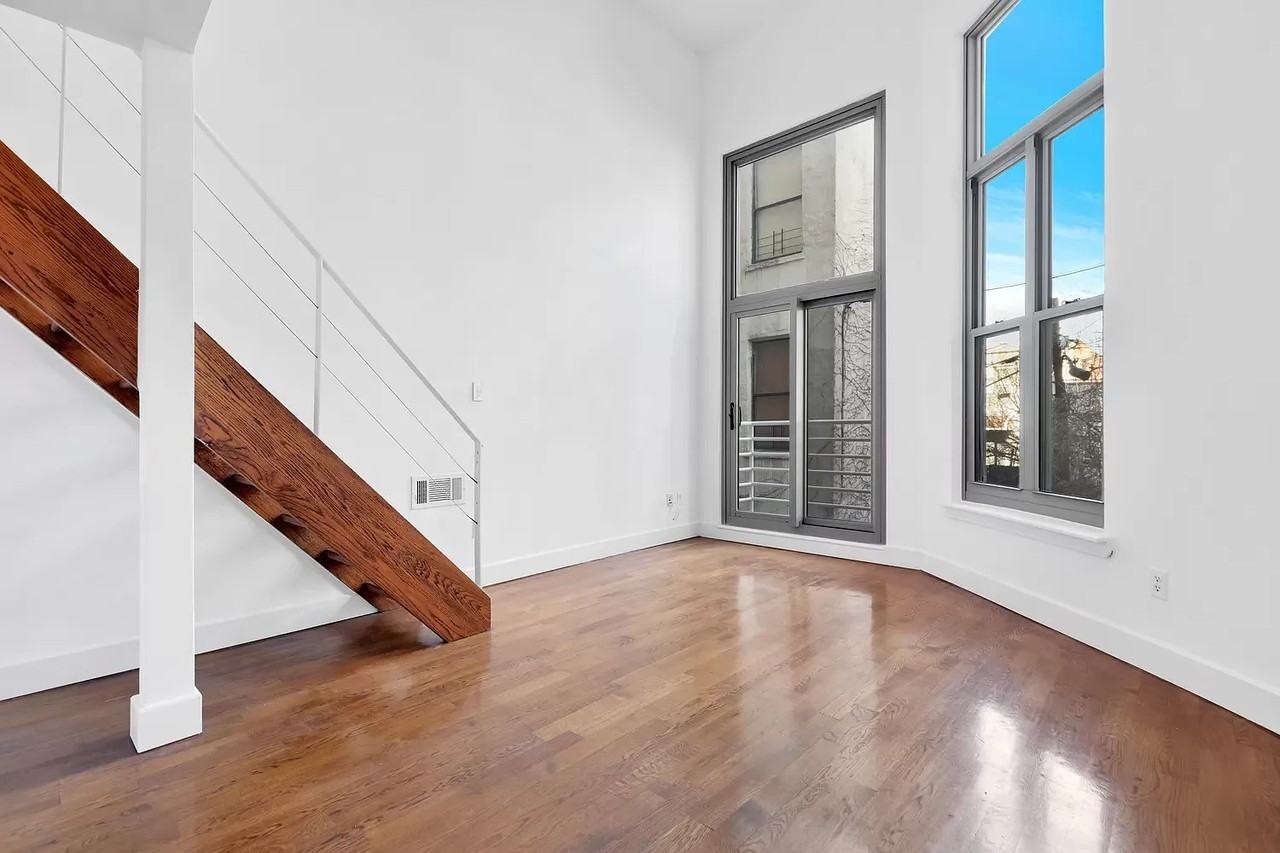 395 S 2nd St #3 - Photo 3 of 7