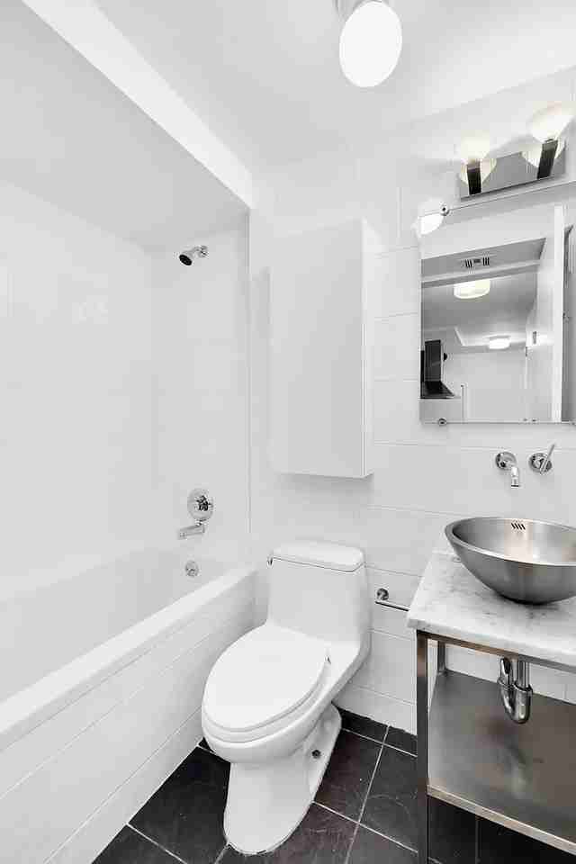 395 S 2nd St #3 - Photo 6 of 7