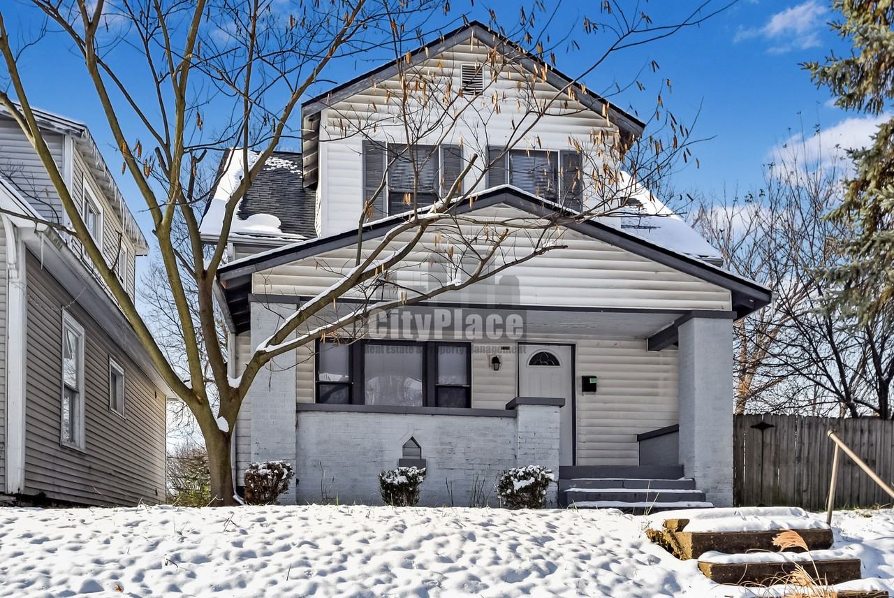 1320 N Beville Ave - Photo 4 of 23