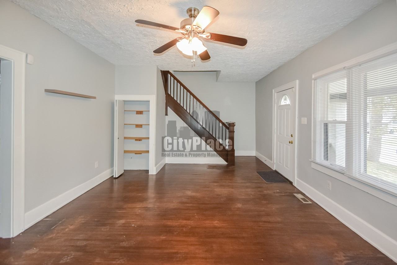 1320 N Beville Ave - Photo 5 of 23