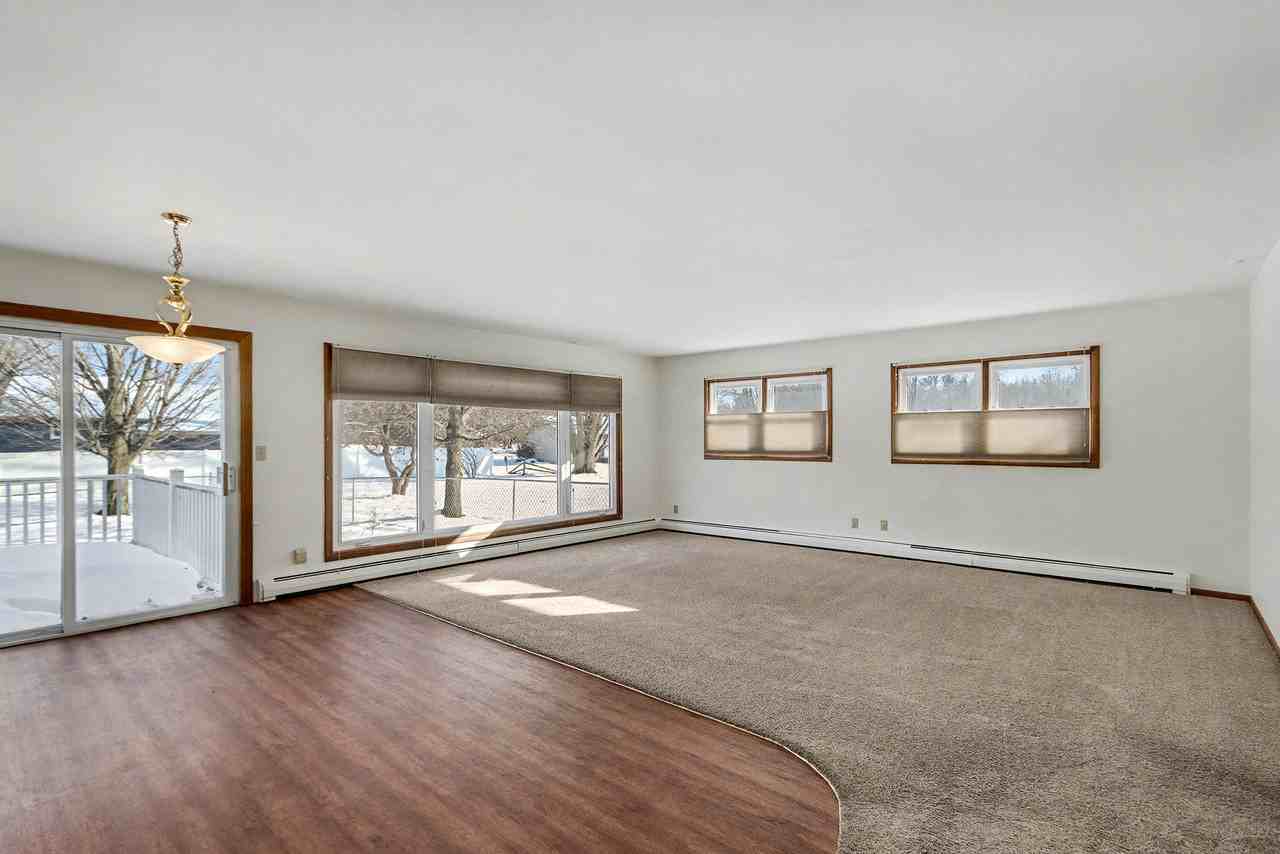 411 Walden Dr - Photo 3 of 20