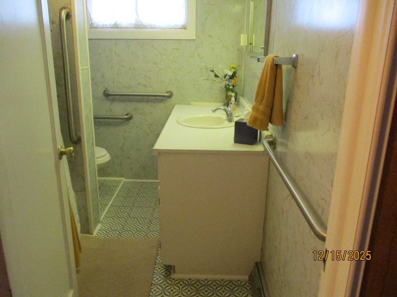 1519 Poplar Ave - Photo 7 of 10