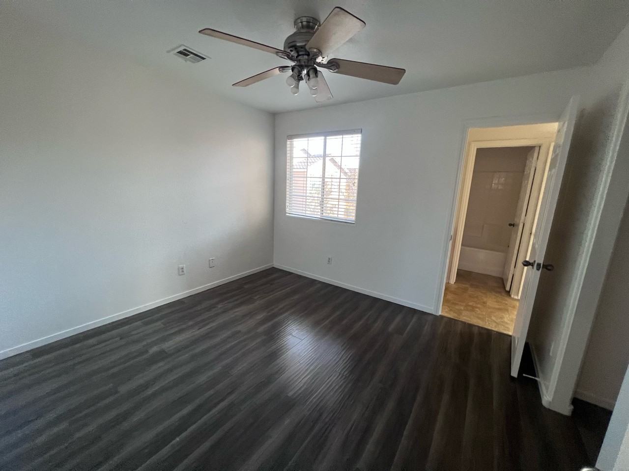 9837 Overlook Ridge Ave - Photo 6 of 10