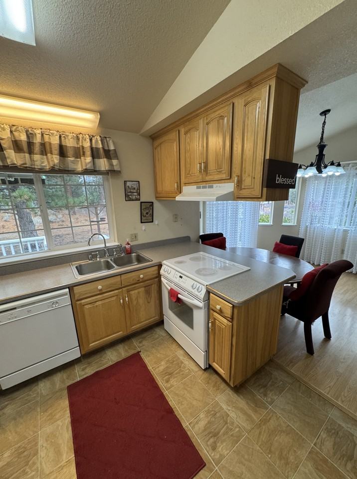 5703 Black Bear Ct - Photo 5 of 8