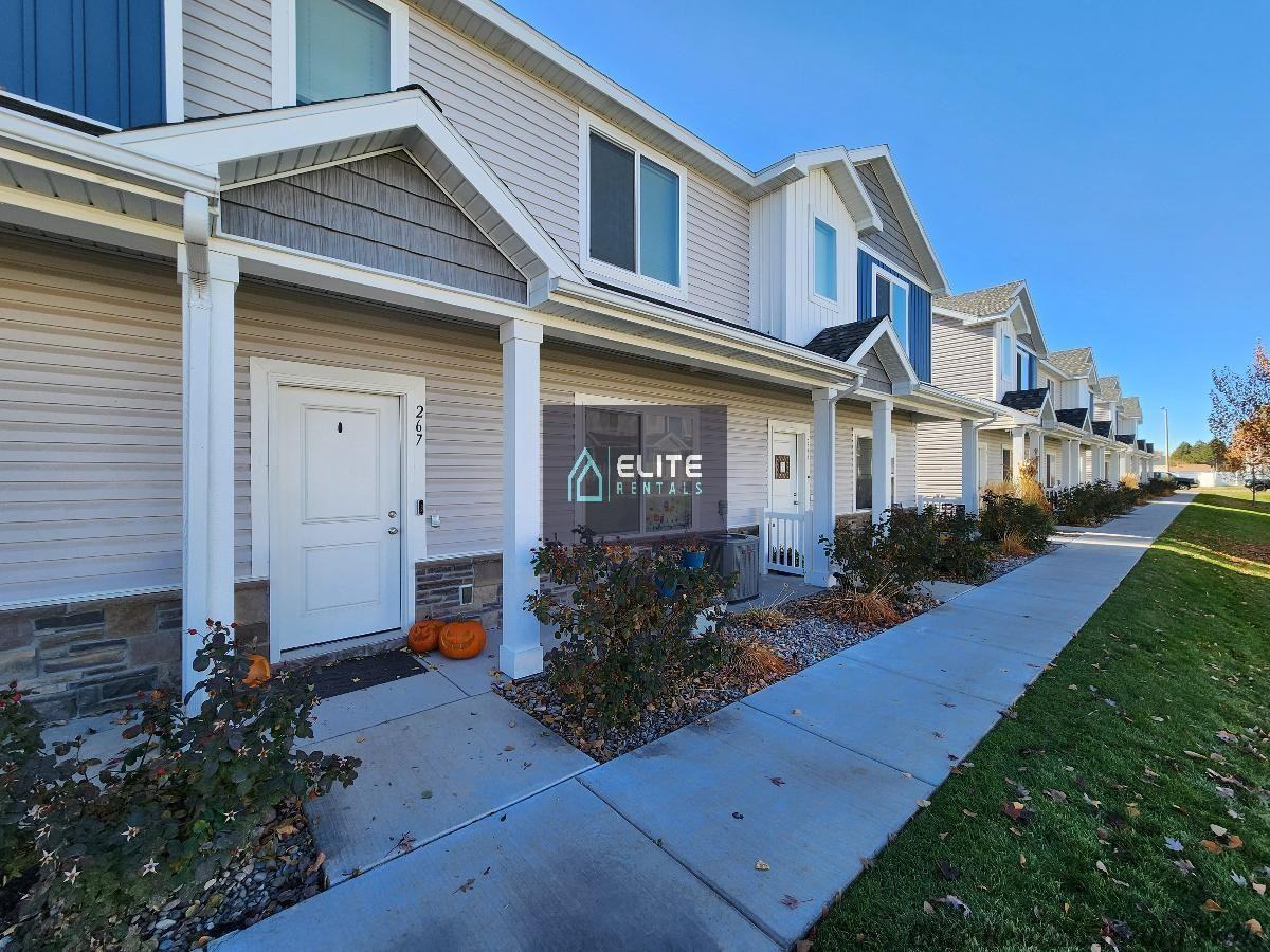 267 S Heath Ln - Photo 3 of 19