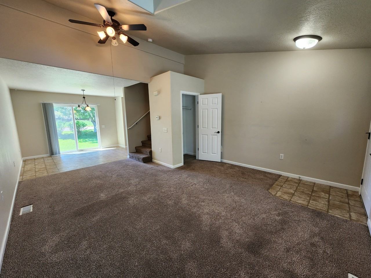 420 Dug Out Way - Photo 4 of 17