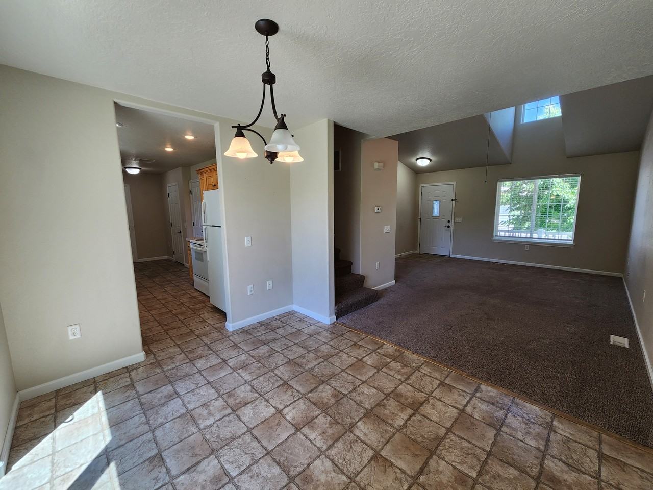 420 Dug Out Way - Photo 5 of 17