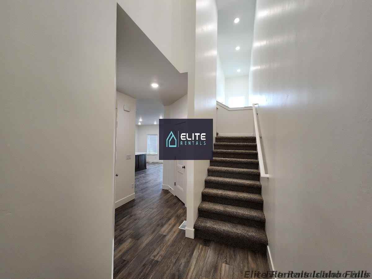 3003 Kalani Ct - Photo 4 of 20