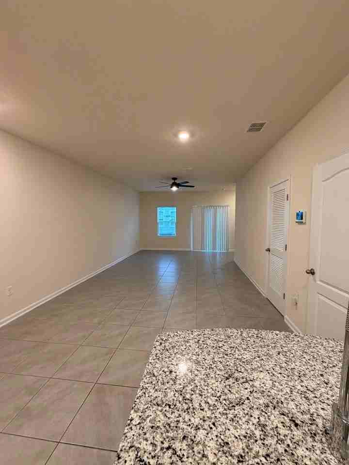 131 Pomona Way #131 - Photo 3 of 12