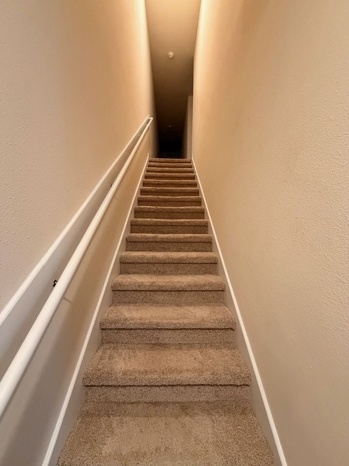 131 Pomona Way #131 - Photo 5 of 12