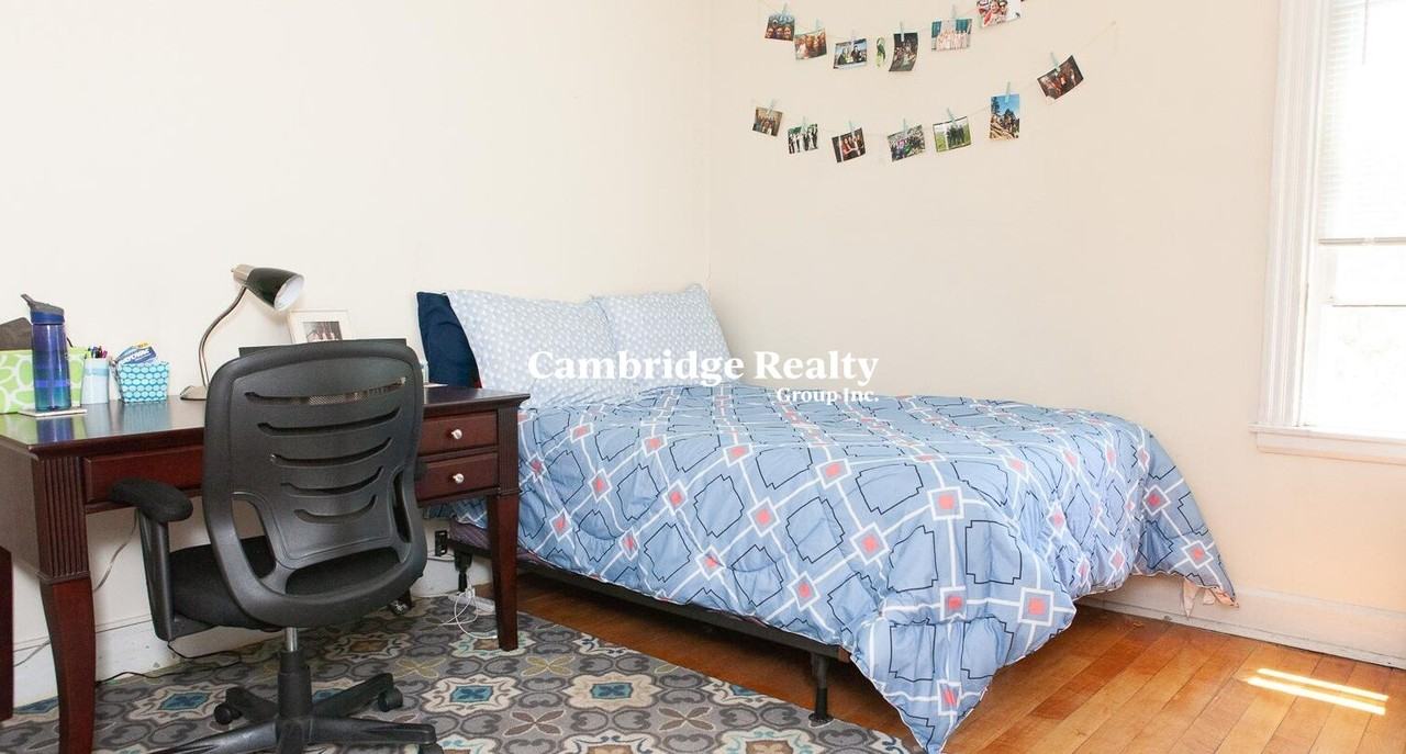 1743 Commonwealth Ave #T - Photo 4 of 10