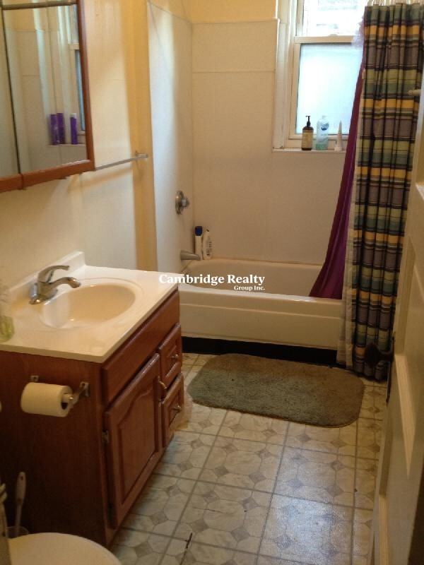 71 S Huntington Ave #3T - Photo 6 of 8